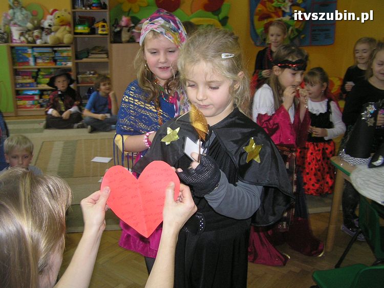 Andrzejkowe wróżby w szubińskiej dwójce