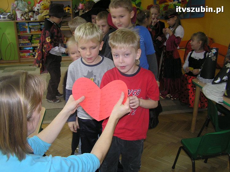 Andrzejkowe wróżby w szubińskiej dwójce