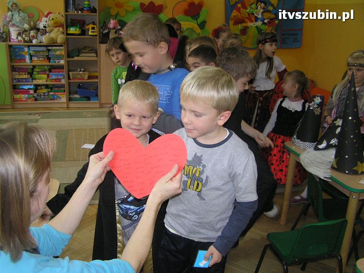 Andrzejkowe wróżby w szubińskiej dwójce