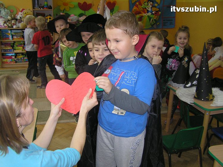 Andrzejkowe wróżby w szubińskiej dwójce