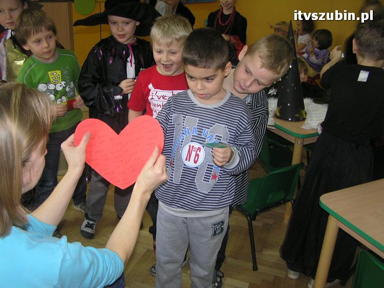 Andrzejkowe wróżby w szubińskiej dwójce