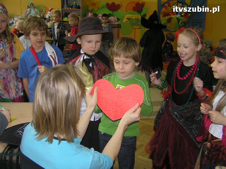 Andrzejkowe wróżby w szubińskiej dwójce