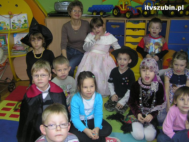 Andrzejkowe wróżby w szubińskiej dwójce