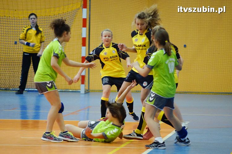 Szczypiornistki z Szubina w półfinale wojewódzkim
