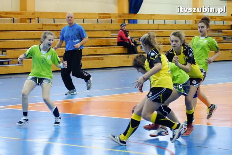 Szczypiornistki z Szubina w półfinale wojewódzkim