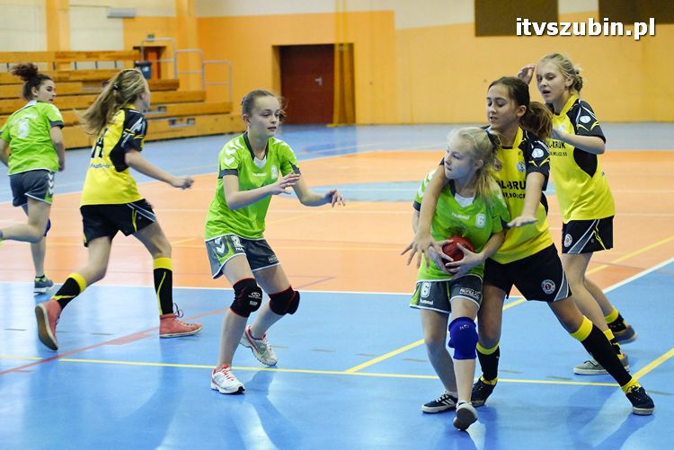 Szczypiornistki z Szubina w półfinale wojewódzkim