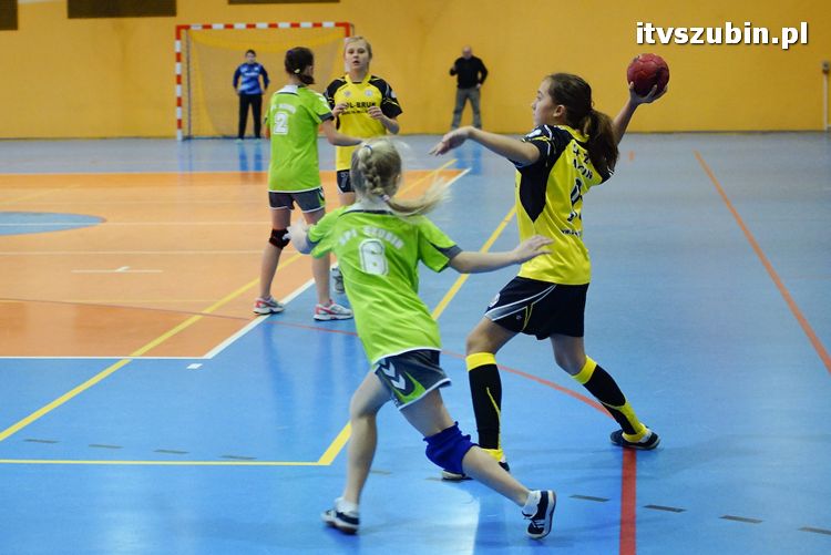 Szczypiornistki z Szubina w półfinale wojewódzkim