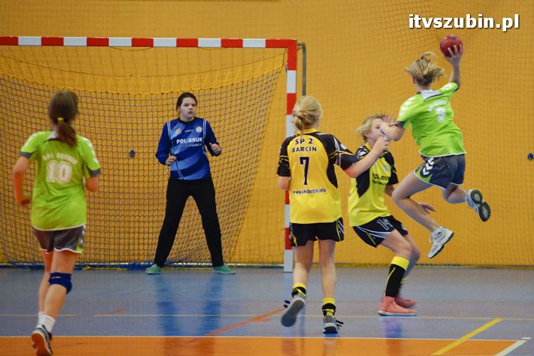 Szczypiornistki z Szubina w półfinale wojewódzkim