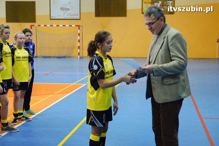 Szczypiornistki z Szubina w półfinale wojewódzkim