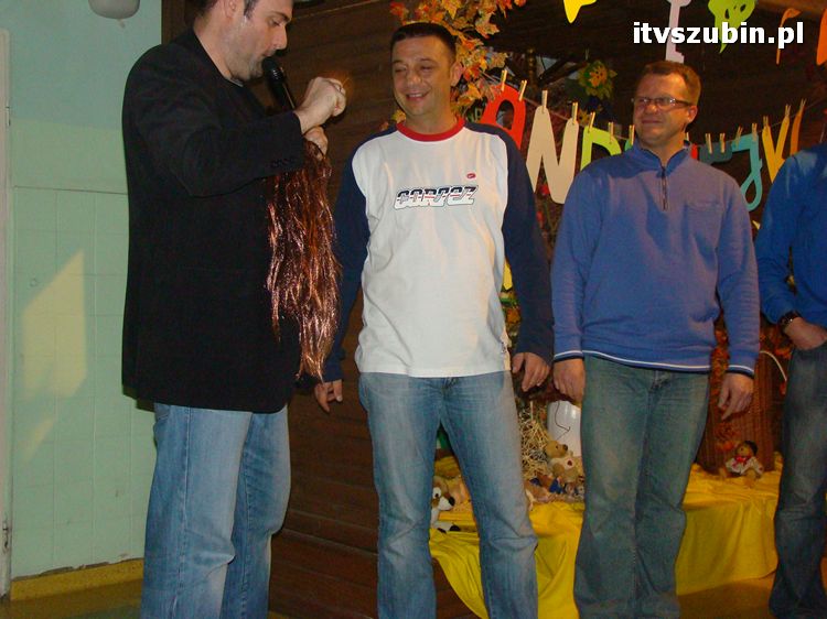 Andrzejkowe spotkanie, czyli magiczne, popołudnie dla rodziców i dzieci z Samorządowego Przedszkola nr 2 w Szubinie z grupy ?Biedronki?