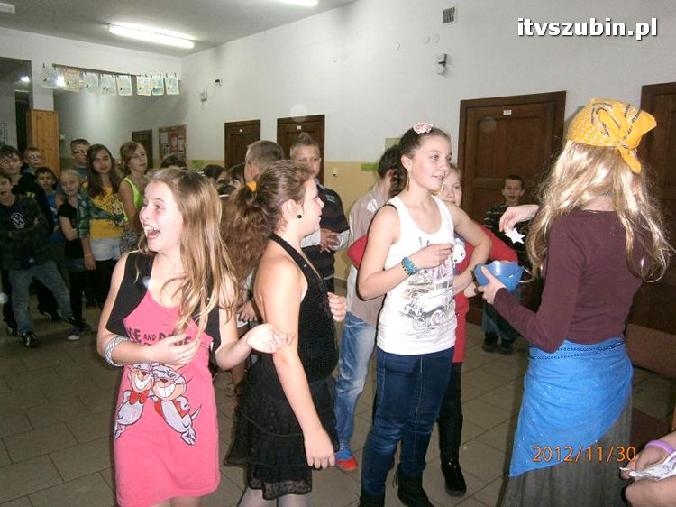 Bawiliśmy się andrzejkowo......