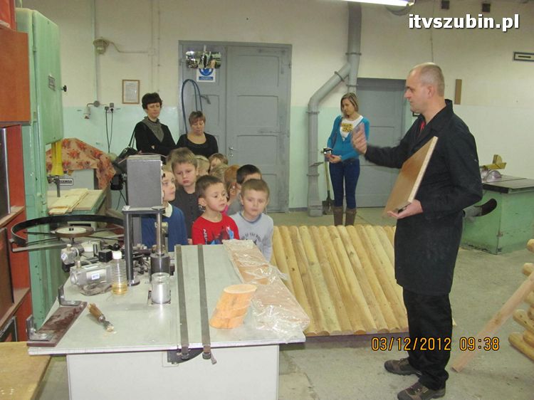 Wycieczka ?Biedronek? do stolarni
