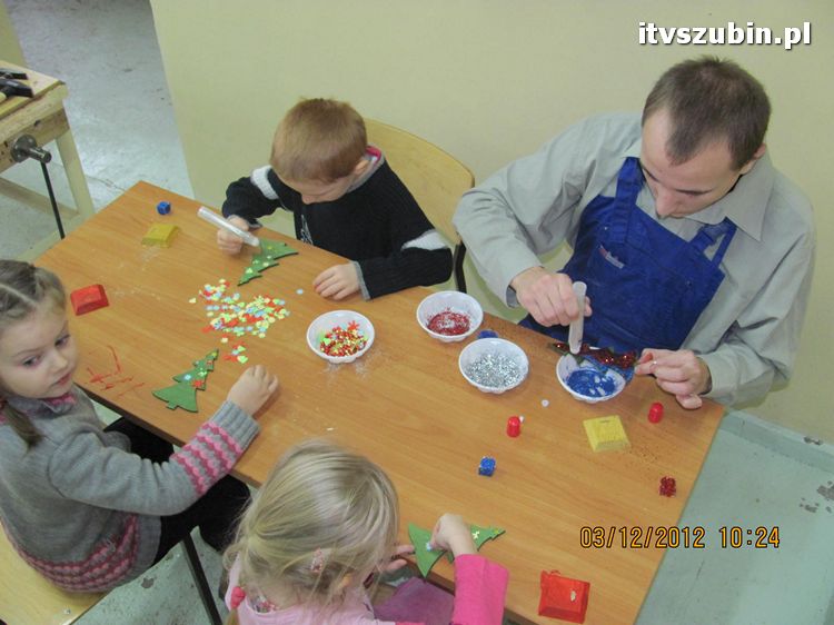 Wycieczka ?Biedronek? do stolarni