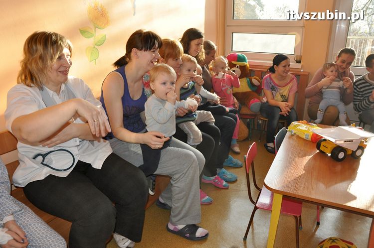 Mikołaj w oddziale dziecięcym szubińskiego szpitala