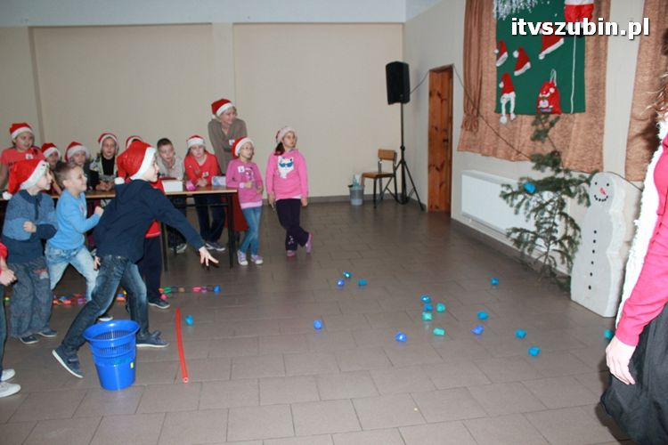 Szkolny Turniej Mikołajkowym w Kołaczkowie