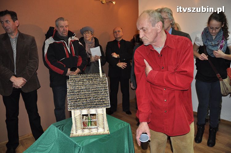 Wernisaż szopek bożonarodzeniowych Przemka Kozłowskiego