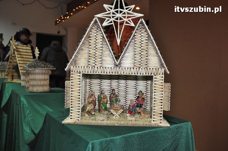 Wernisaż szopek bożonarodzeniowych Przemka Kozłowskiego