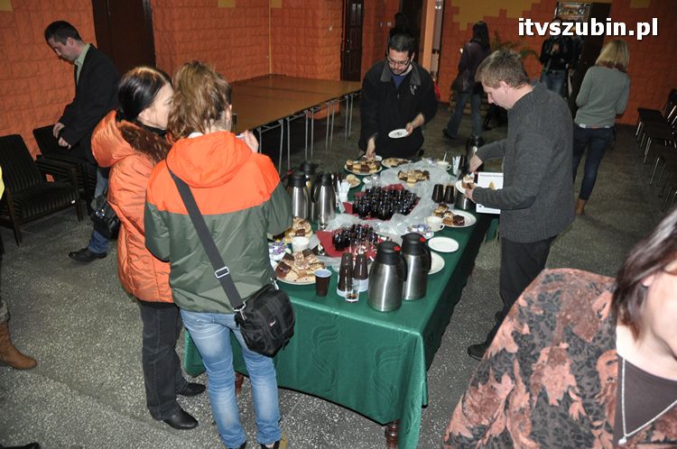 Wernisaż szopek bożonarodzeniowych Przemka Kozłowskiego