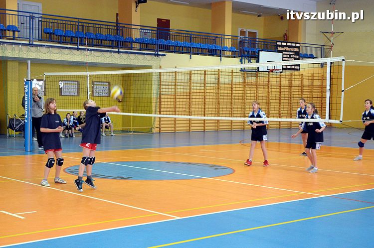 Mistrzostwa Gminy Szubin w Mini Piłce Siatkowej Dziewcząt
