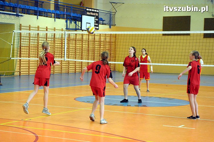 Mistrzostwa Gminy Szubin w Mini Piłce Siatkowej Dziewcząt