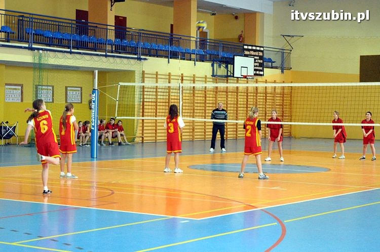 Mistrzostwa Gminy Szubin w Mini Piłce Siatkowej Dziewcząt