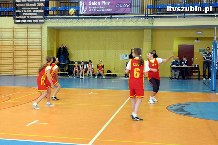 Mistrzostwa Gminy Szubin w Mini Piłce Siatkowej Dziewcząt