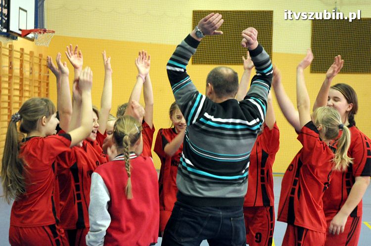 Mistrzostwa Gminy Szubin w Mini Piłce Siatkowej Dziewcząt