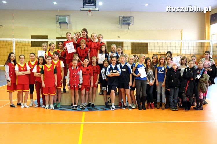 Mistrzostwa Gminy Szubin w Mini Piłce Siatkowej Dziewcząt