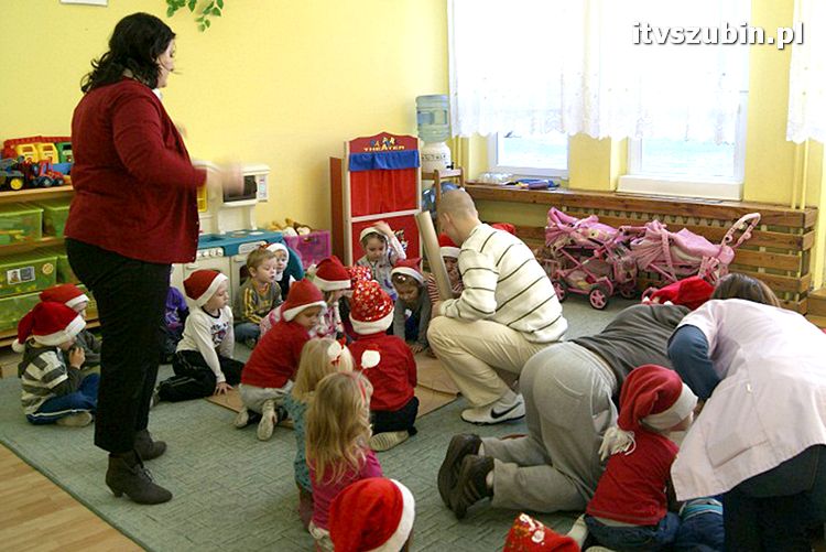 Mikołaje u Żabek i Gumisiów