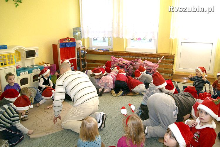 Mikołaje u Żabek i Gumisiów