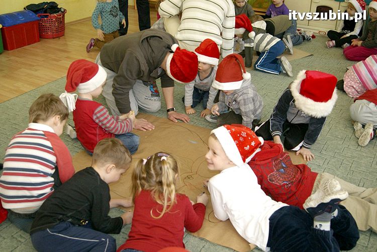 Mikołaje u Żabek i Gumisiów
