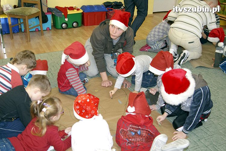 Mikołaje u Żabek i Gumisiów