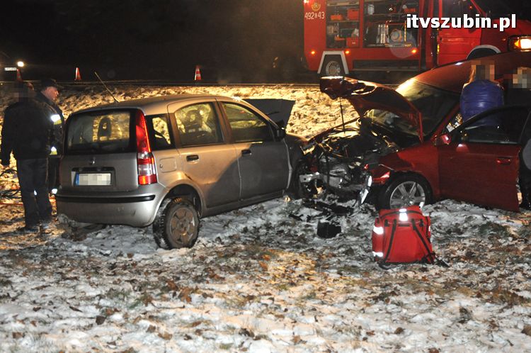Wypadek na krajowej piątce między Wąsoszem a Dąbrówką Słupską