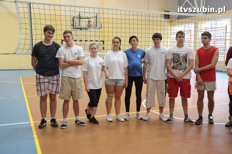  II Mikołajkowy Turniej Zjednoczonych Klubów Europejskich w Piłkę Siatkową