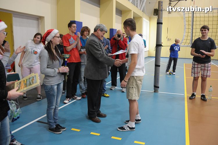  II Mikołajkowy Turniej Zjednoczonych Klubów Europejskich w Piłkę Siatkową