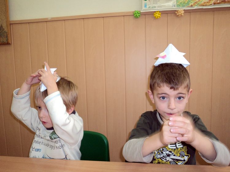 Tygryski zgłębiają trudną sztukę origami