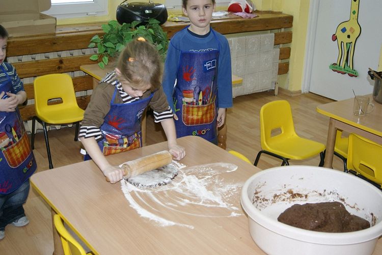 Przedświąteczne przygotowania u Żabek i Gumisiów