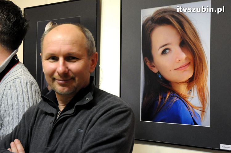 Wernisaż ?Oblicza twarzy? w galerii Flesz