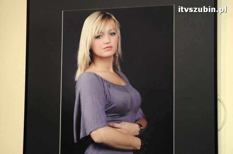 Wernisaż ?Oblicza twarzy? w galerii Flesz