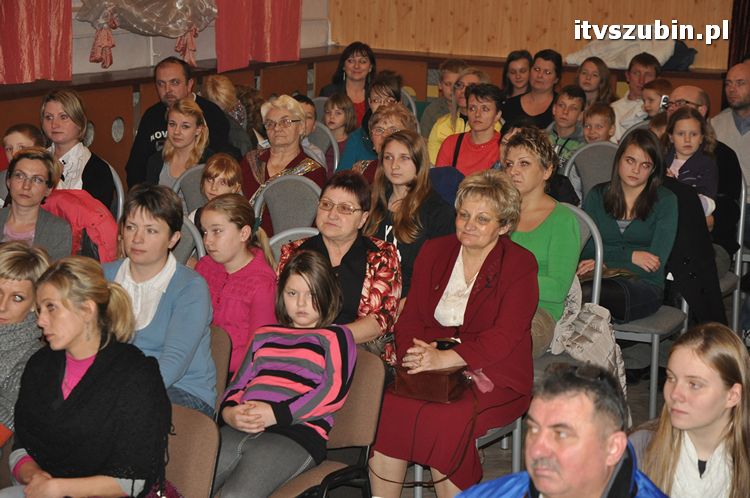 Spotkanie z Kolędą uczestników kół zainteresowań z SDK