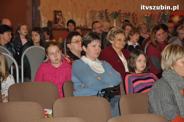 Spotkanie z Kolędą uczestników kół zainteresowań z SDK