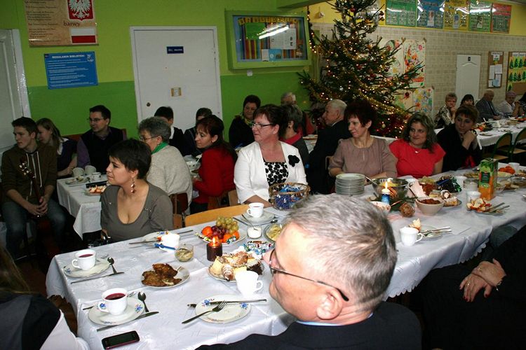 Wigilia dla seniorów w Kowalewie