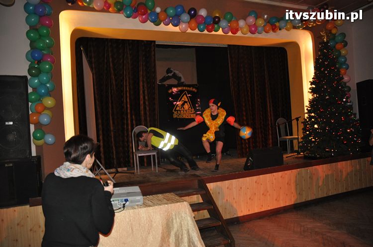 Kabaret Porażeni poraził szubińską publiczność [FILMIK]