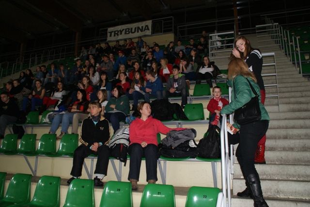 Uczniowie ZS Szubin na meczu Delekty Bydgoszcz