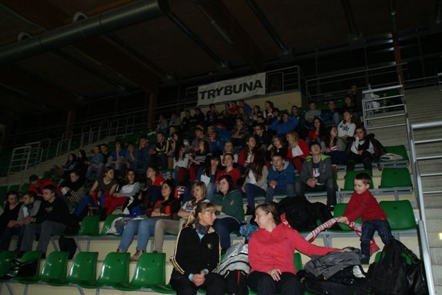 Uczniowie ZS Szubin na meczu Delekty Bydgoszcz