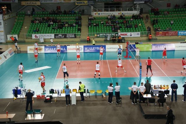 Uczniowie ZS Szubin na meczu Delekty Bydgoszcz