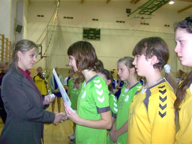 Finał Wojewódzki Igrzysk Młodzieży Szkolnej w Mini Piłce Ręcznej Dziewcząt