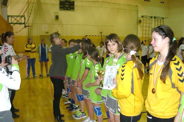 Finał Wojewódzki Igrzysk Młodzieży Szkolnej w Mini Piłce Ręcznej Dziewcząt