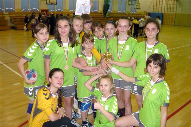 Finał Wojewódzki Igrzysk Młodzieży Szkolnej w Mini Piłce Ręcznej Dziewcząt