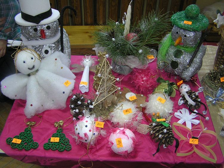 Kiermasz Świąteczny w szubińskiej dwójce